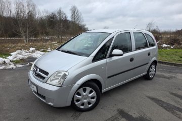 1,6 Benzyna 100KM Niski Przebieg, Ważne Opłaty, Klimatyzacja, Hak...